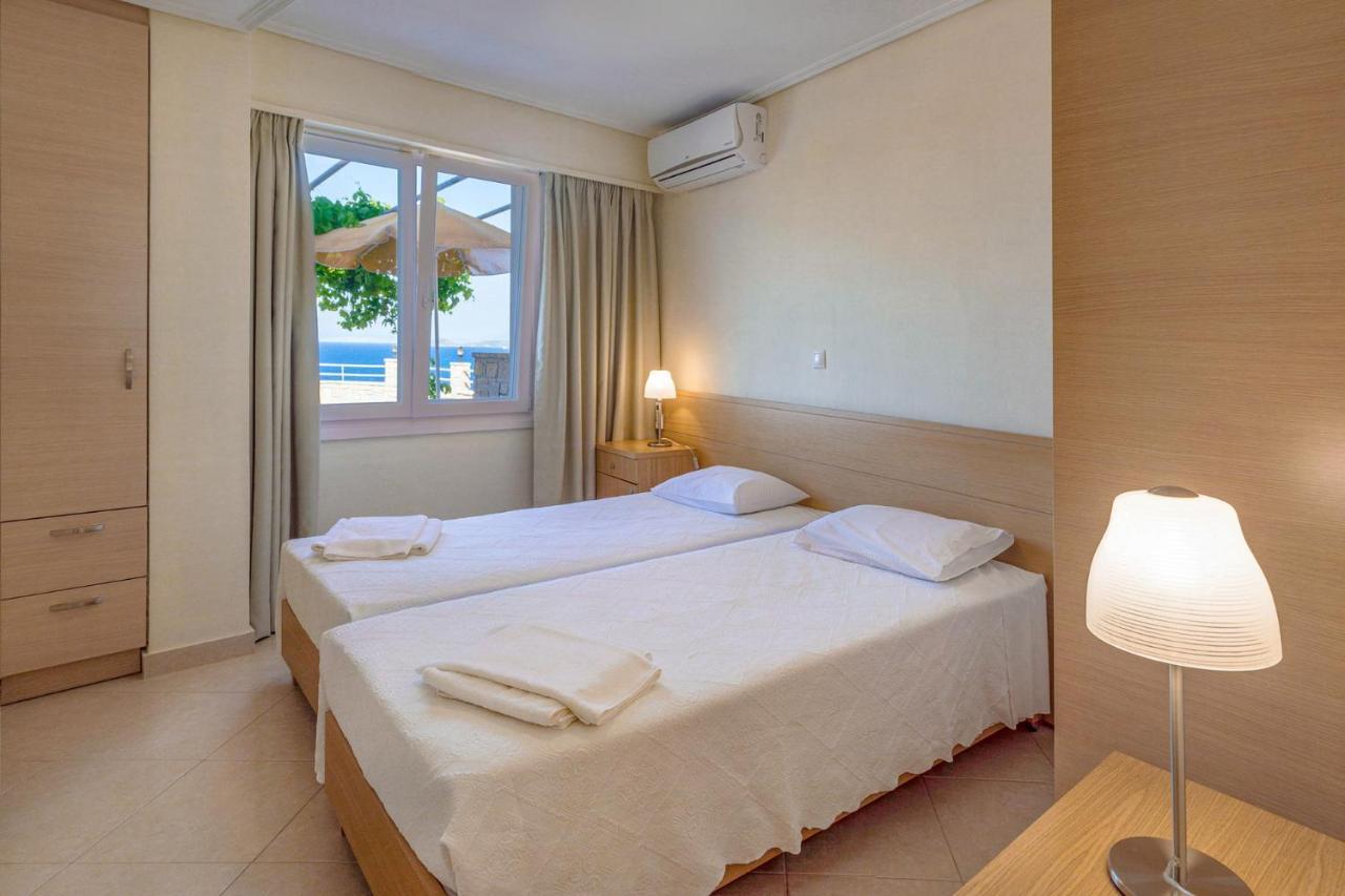 Penny Luxury Apartments Kokkari Bagian luar foto